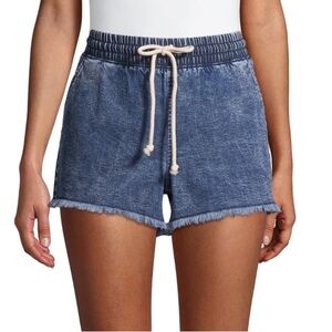 3/$15. Bundle sale! No Boundaries Raw Hem Draw string Smocked Jean shorts XS.